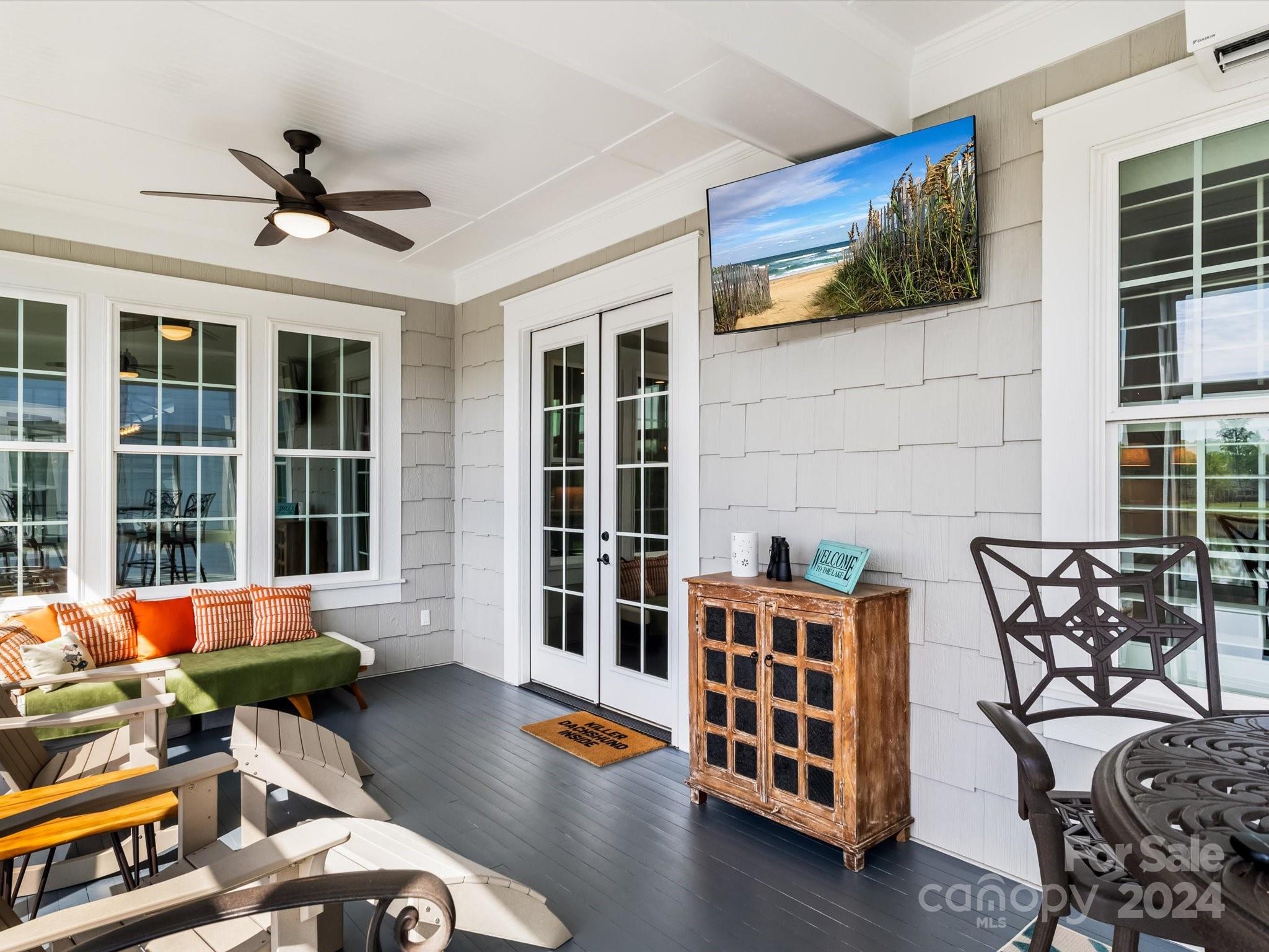 Sisters Cove - Residential