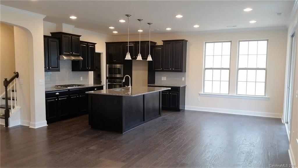 The Palisades - Residential Lease