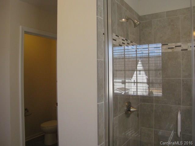 The Palisades - Residential Lease