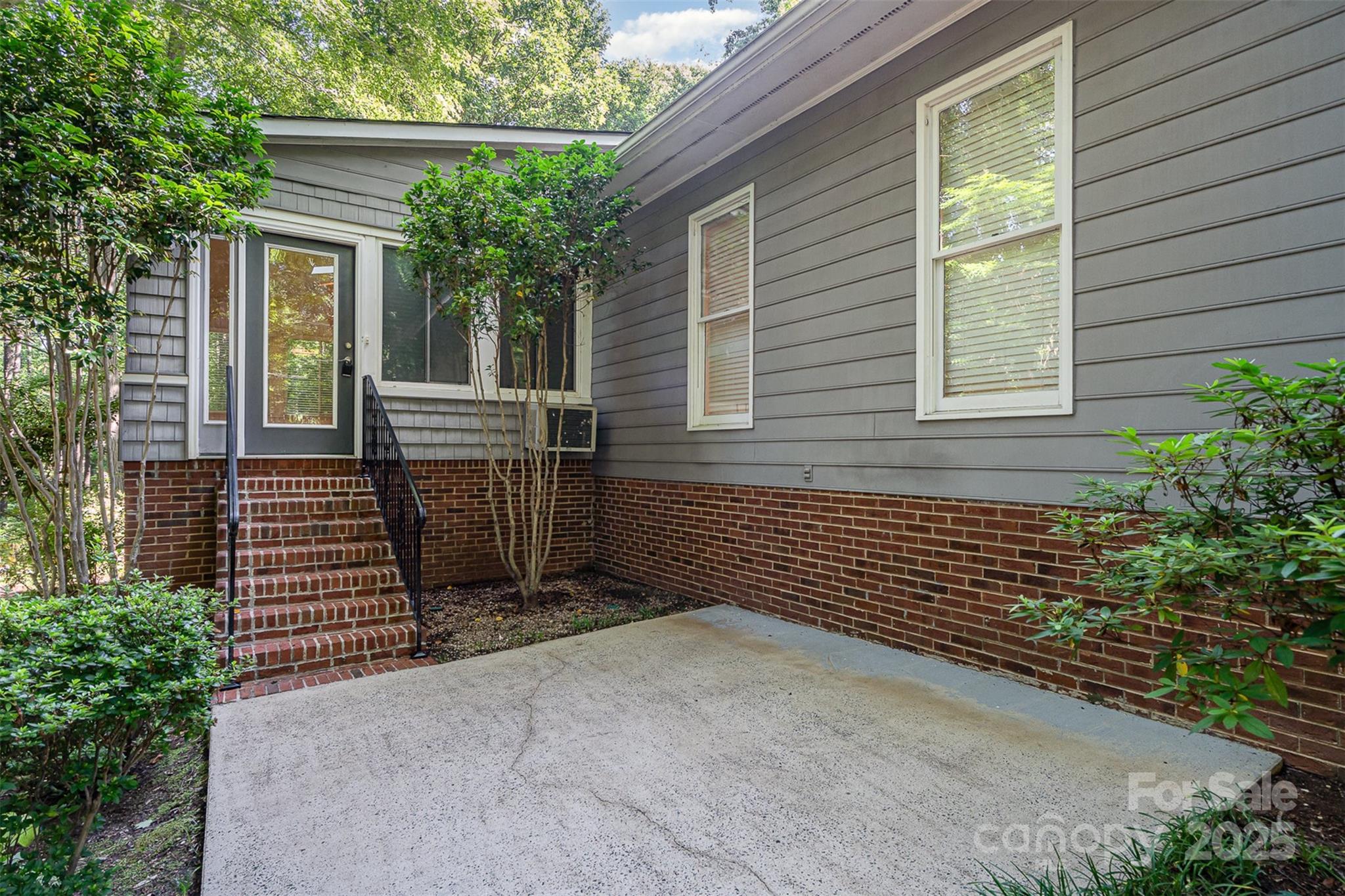 140 Rustic Way Lane