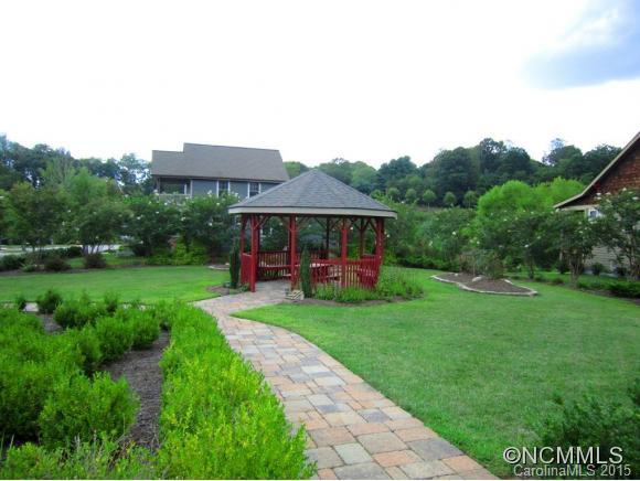 Pinebrook Farms - Residential