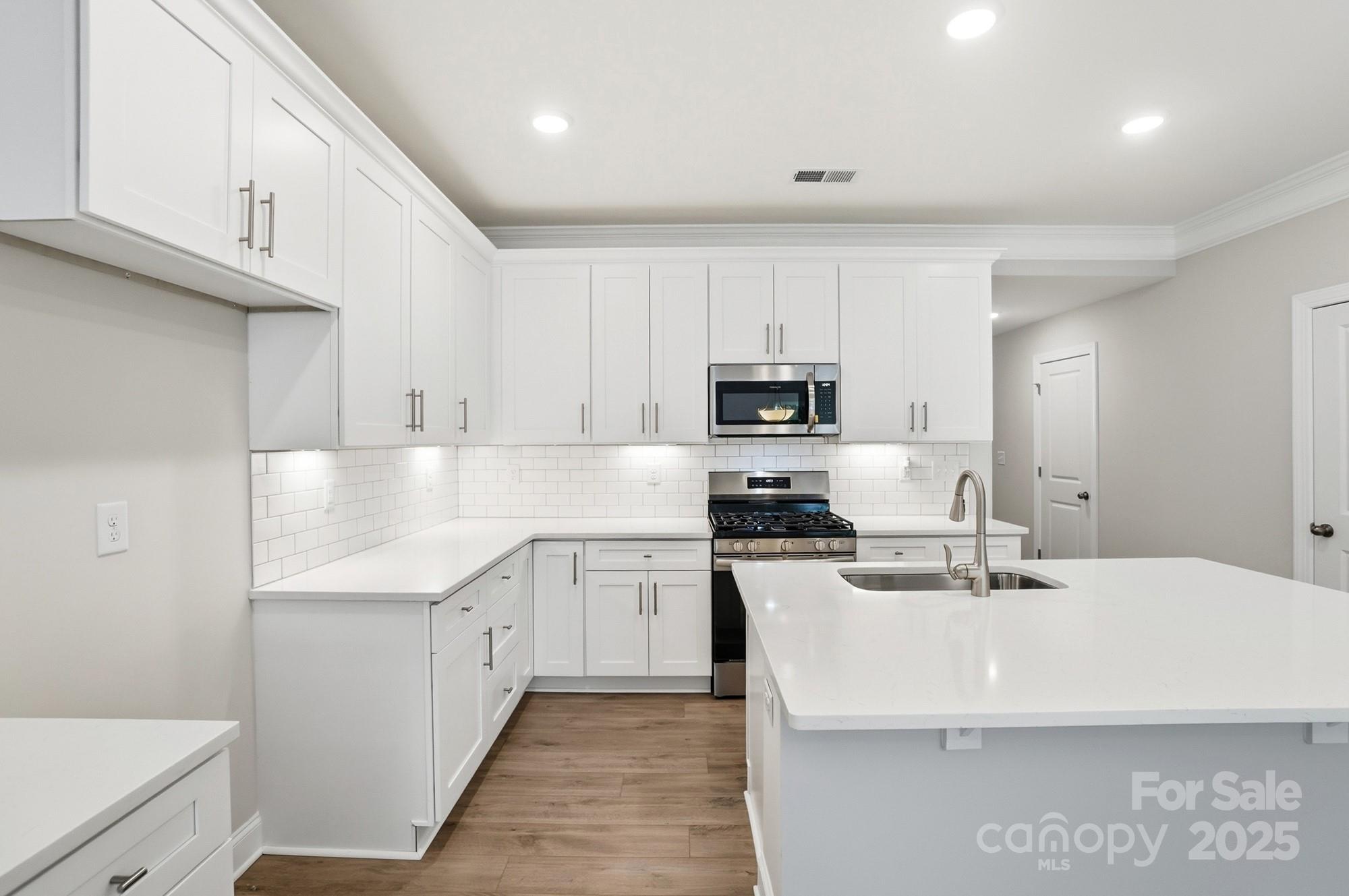 Harrisburg Village - Residential