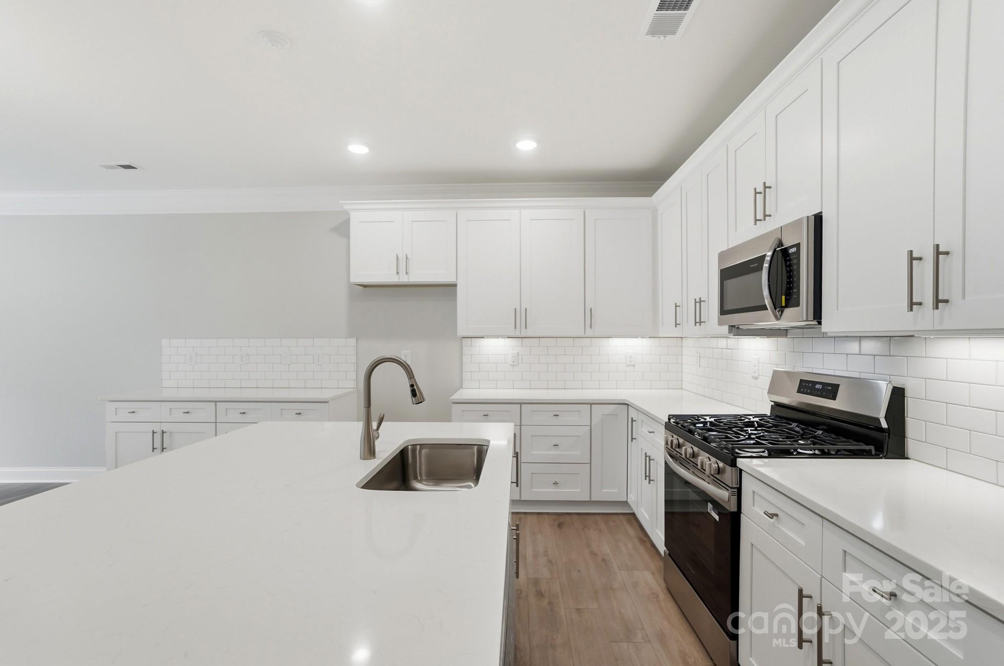 Harrisburg Village - Residential