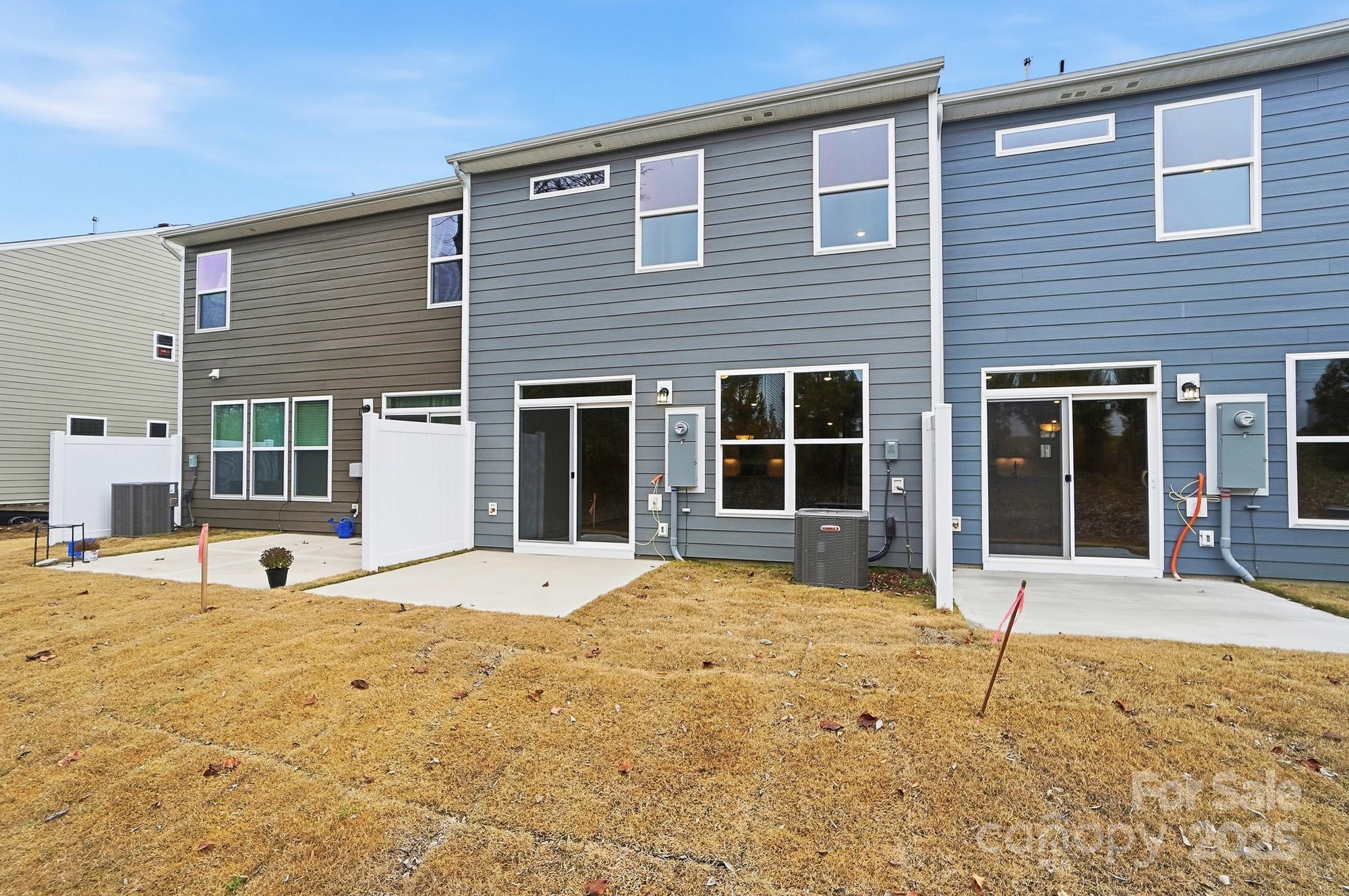 Harrisburg Village - Residential