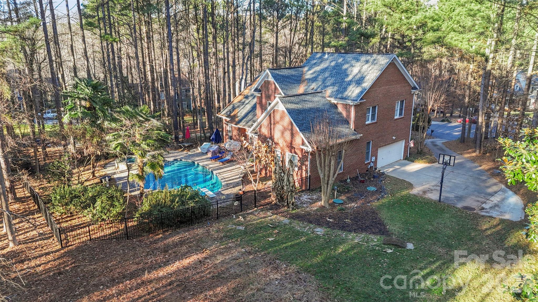 Harbour At The Pointe - Residential