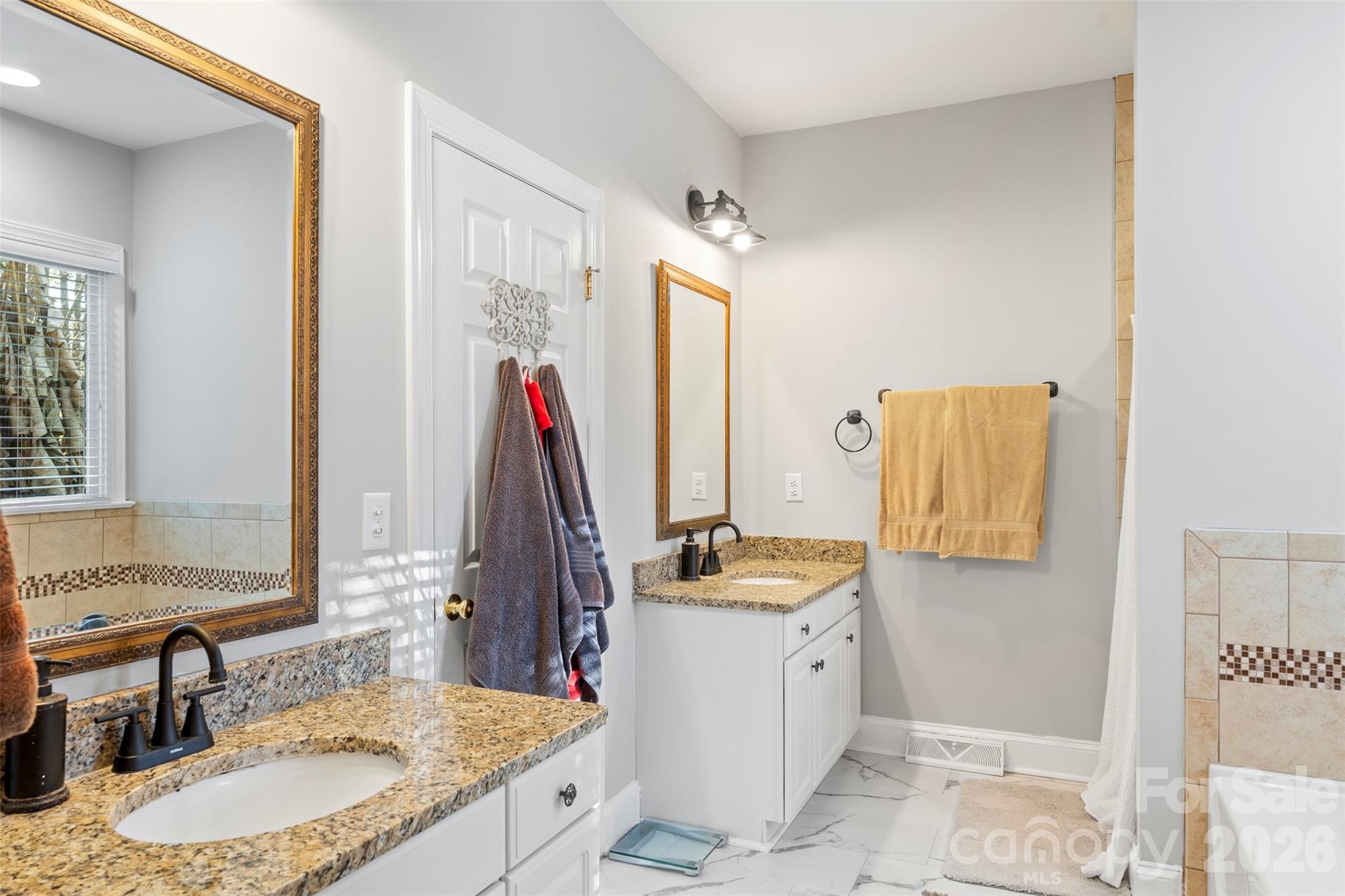 Harbour At The Pointe - Residential