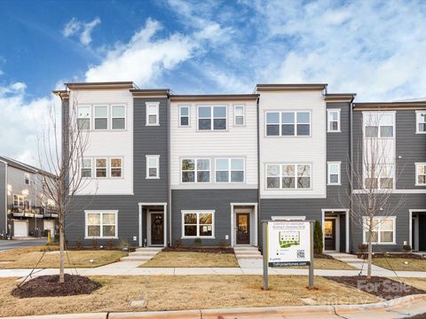 1530 Levy Way Charlotte NC 28205