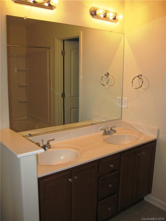 Gunnars Ridge - Residential