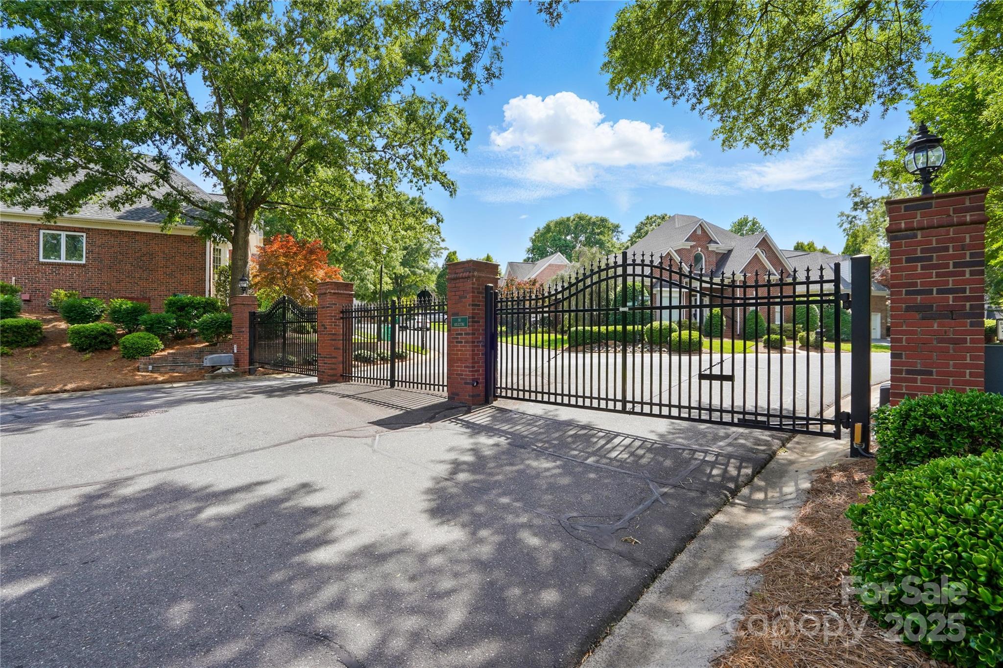 10607 Newberry Park Lane