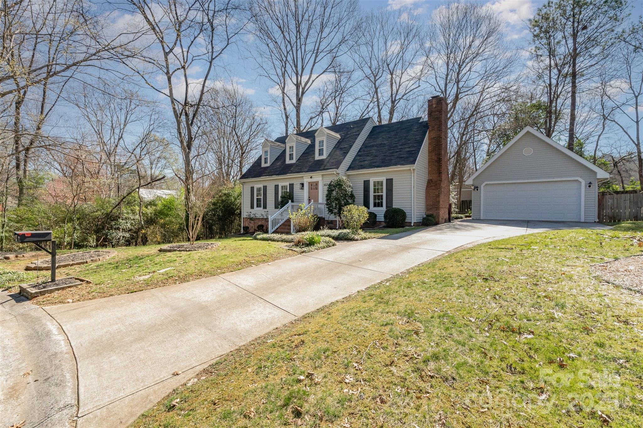 6525 Castlegate Drive