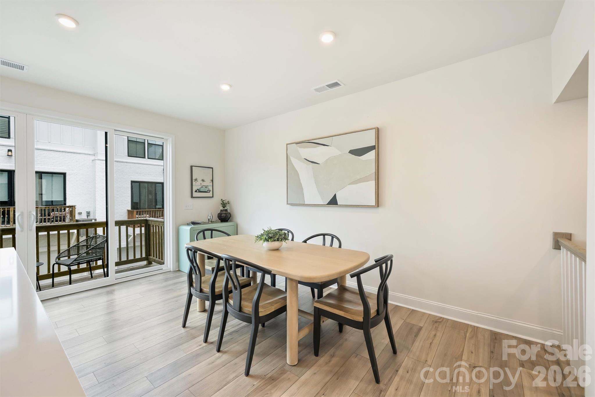 The Townes of Cotswold - Residential