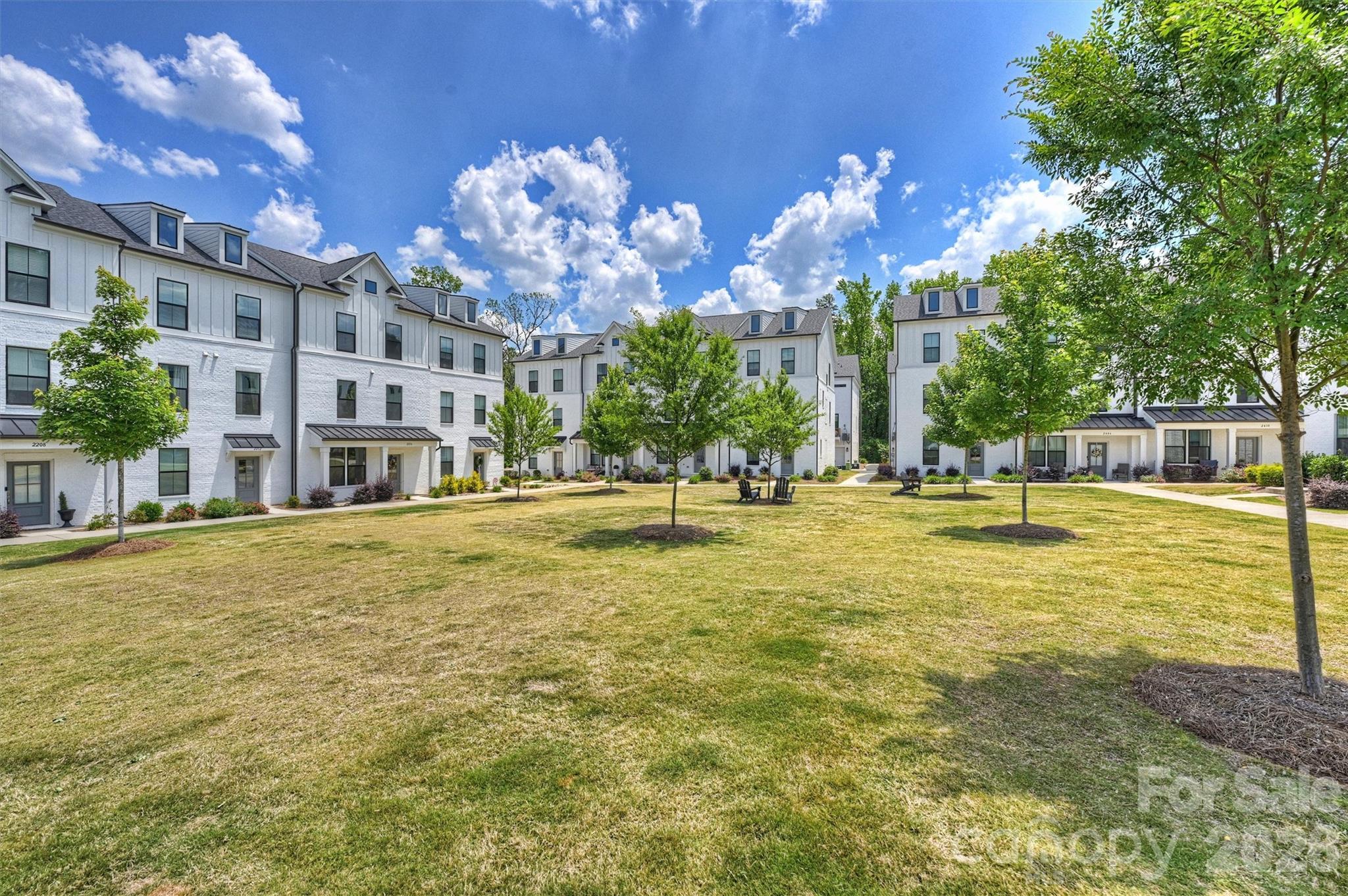 The Townes of Cotswold - Residential