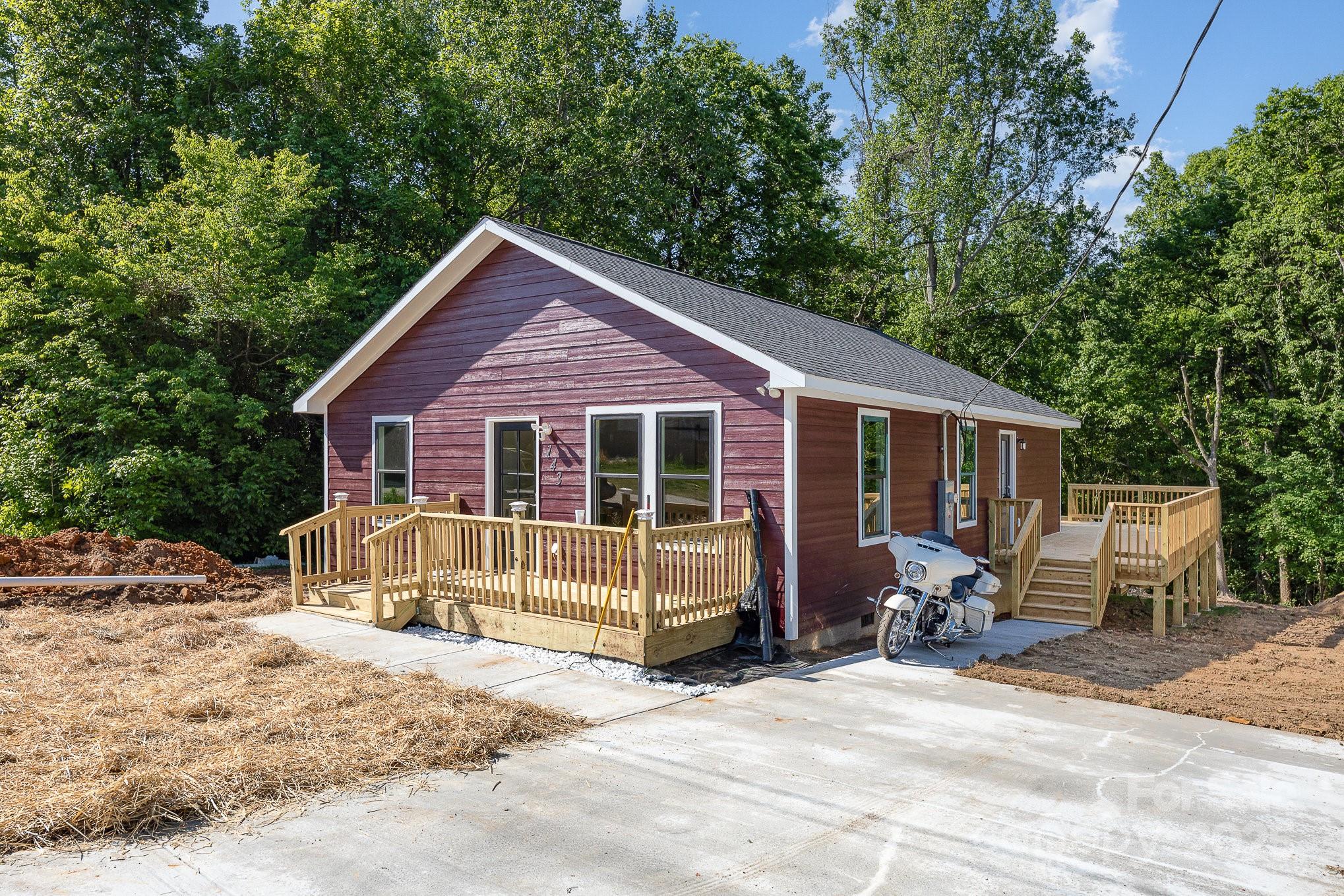 143 Hickory Street