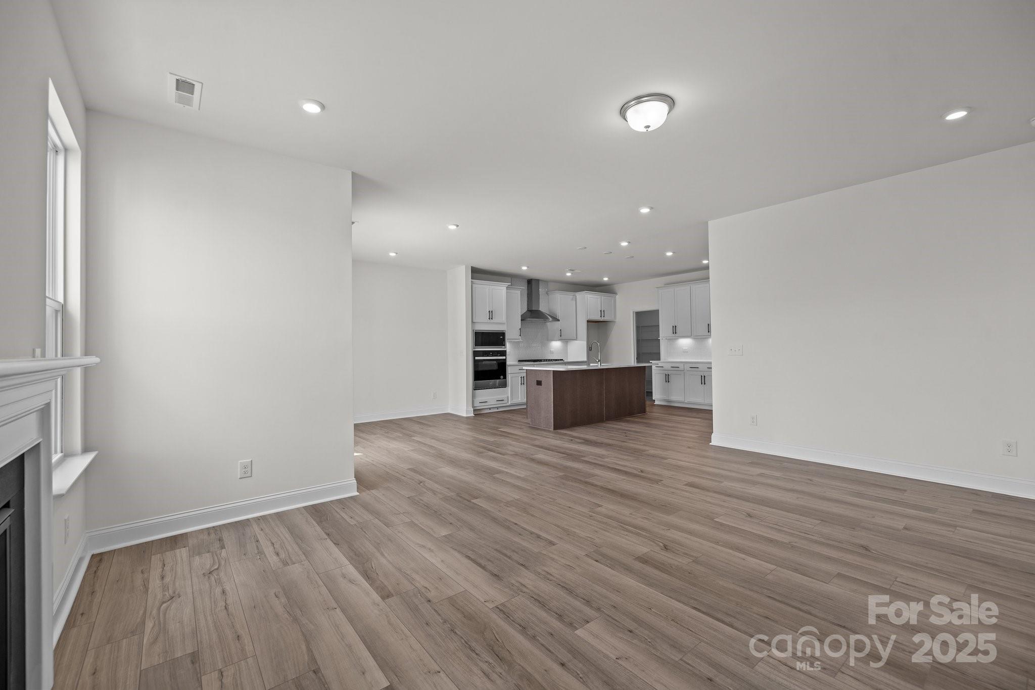 124 Canary Lane 7