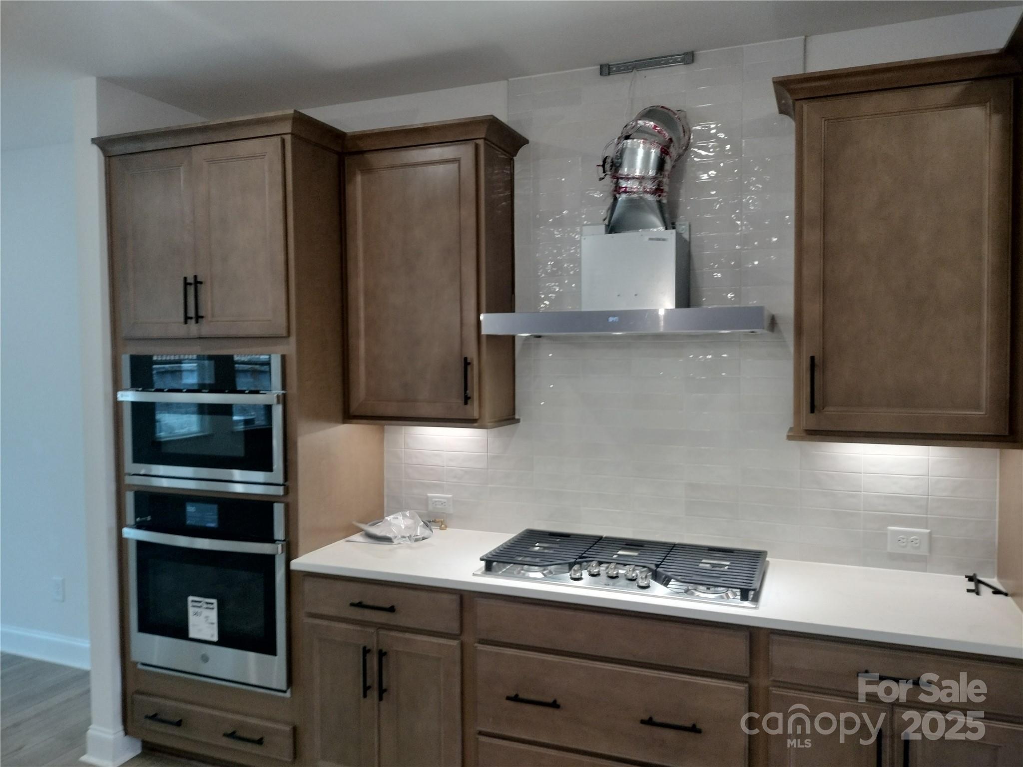124 Canary Lane 7