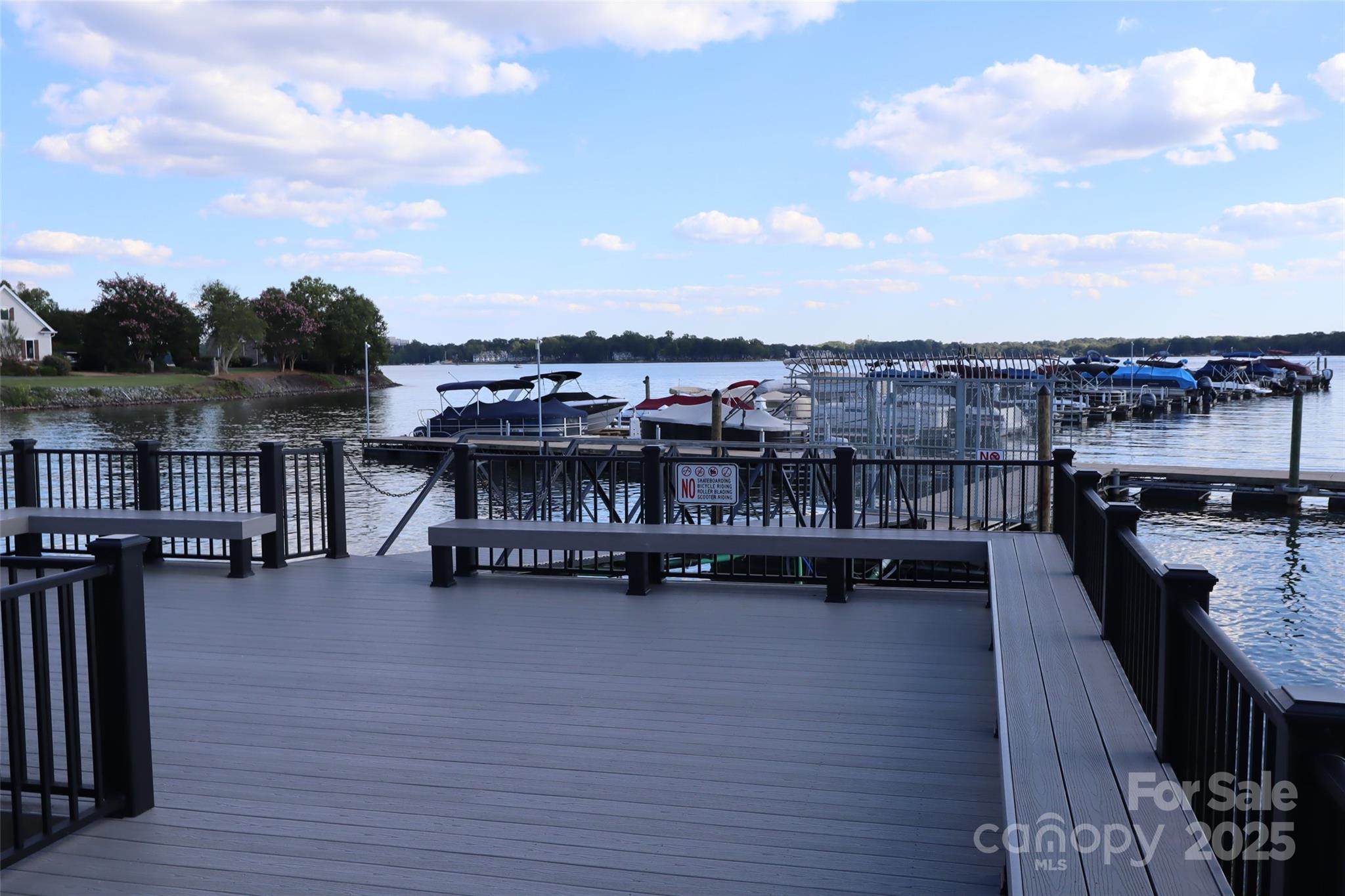 211 Southhaven Drive