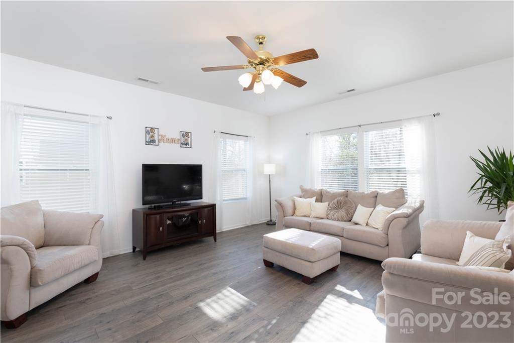 Clover Meadows - Residential