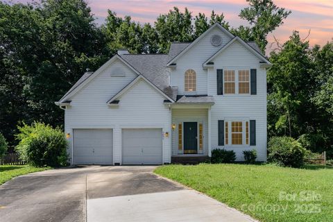 Photo of 5899 Misty Forest Place NW, Concord, NC 28027 (MLS # 4275331) Photo of 5899 Misty Forest Place NW, Concord, NC 28027 (MLS # 4275331)