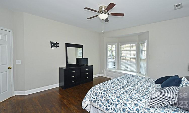 Blue Stone Harbor - Residential Lease