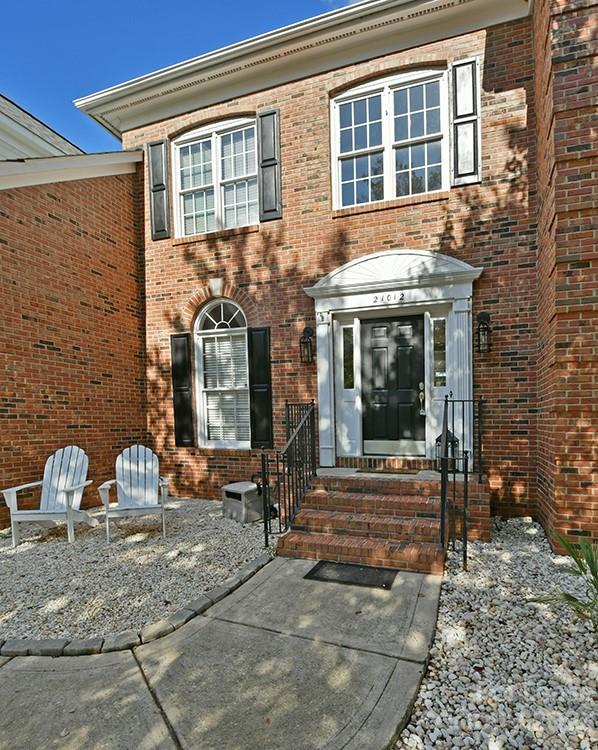 Blue Stone Harbor - Residential Lease