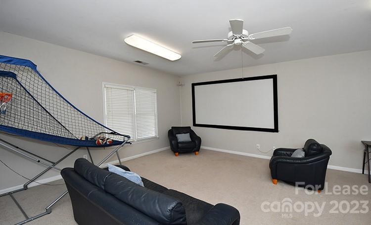 Blue Stone Harbor - Residential Lease