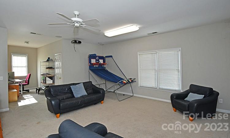 Blue Stone Harbor - Residential Lease