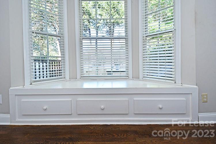 Blue Stone Harbor - Residential Lease