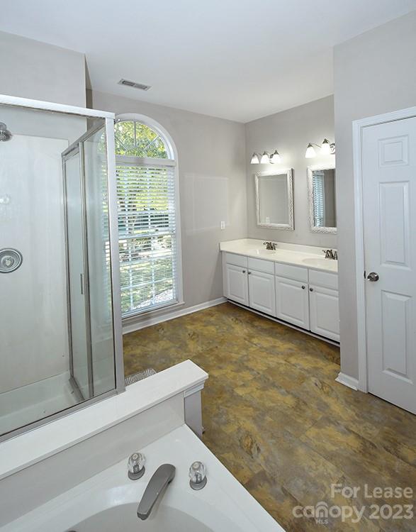 Blue Stone Harbor - Residential Lease