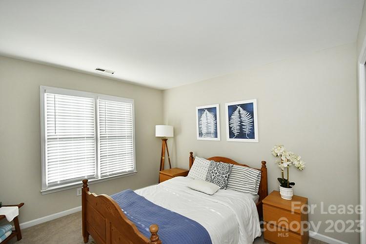 Blue Stone Harbor - Residential Lease