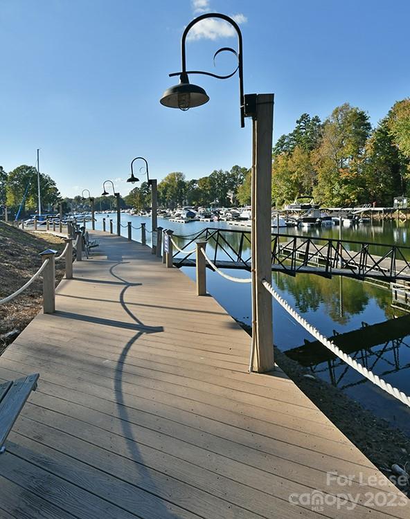 Blue Stone Harbor - Residential Lease