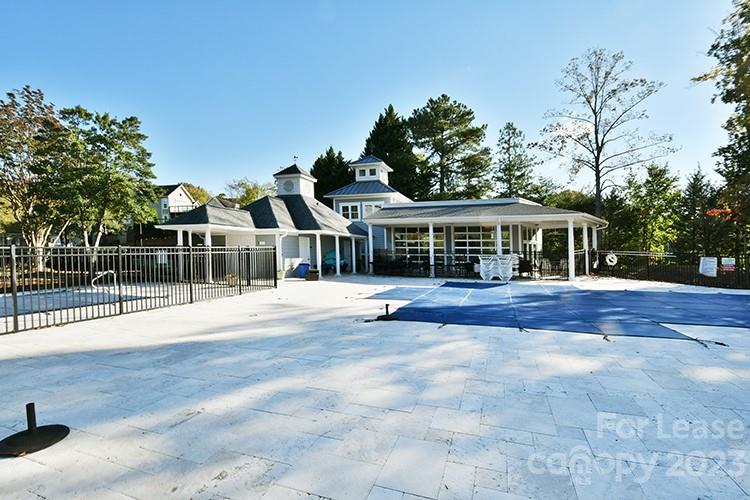 Blue Stone Harbor - Residential Lease