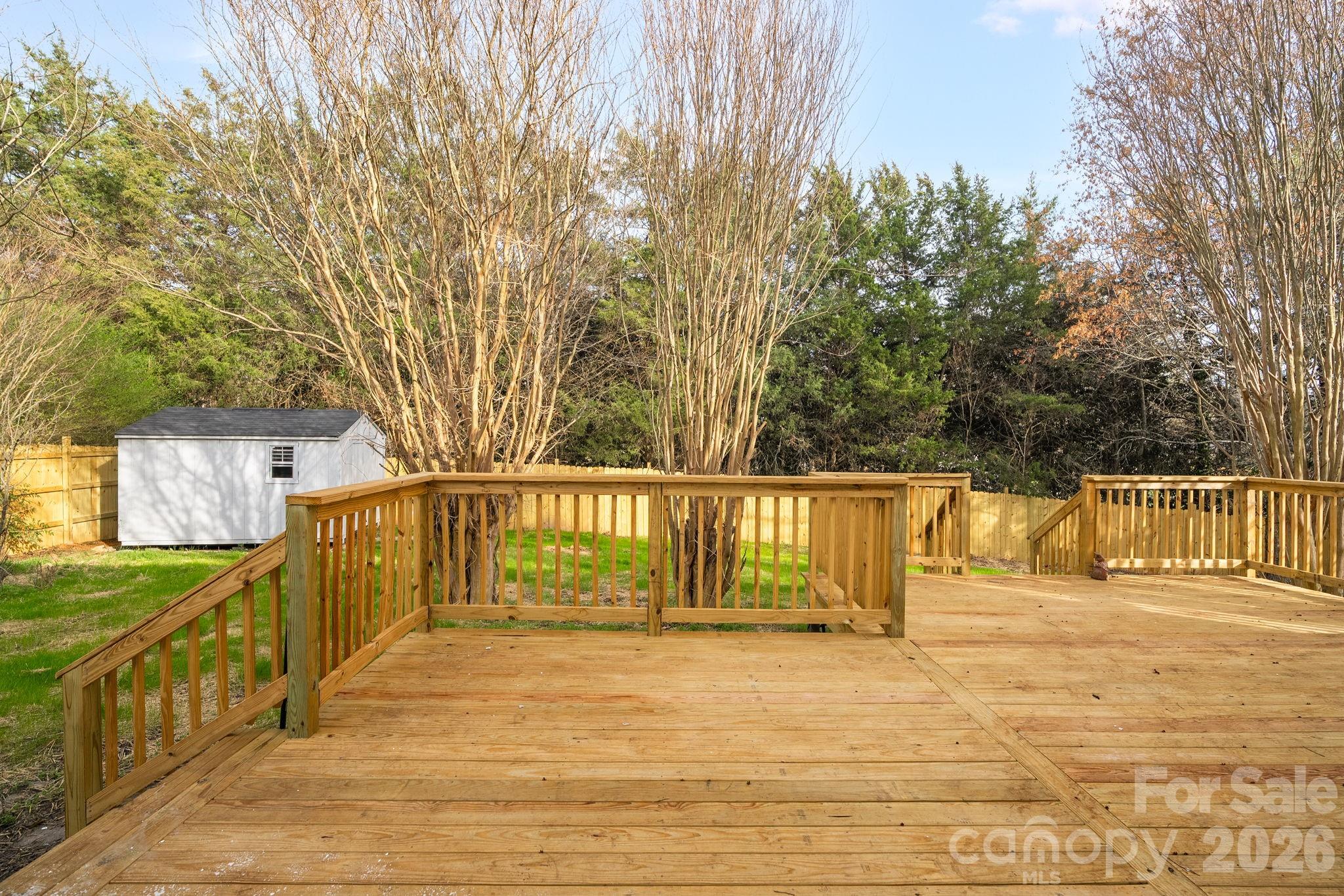 Winding Creek - Residential