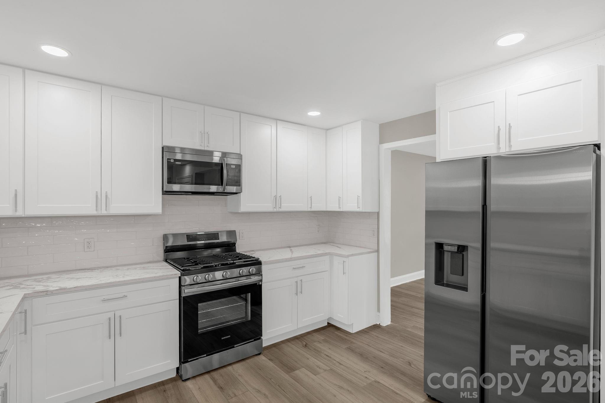 Winding Creek - Residential