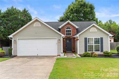 Photo of 12716 Cumberland Crest Drive, Huntersville, NC 28078 (MLS # 4396849)
