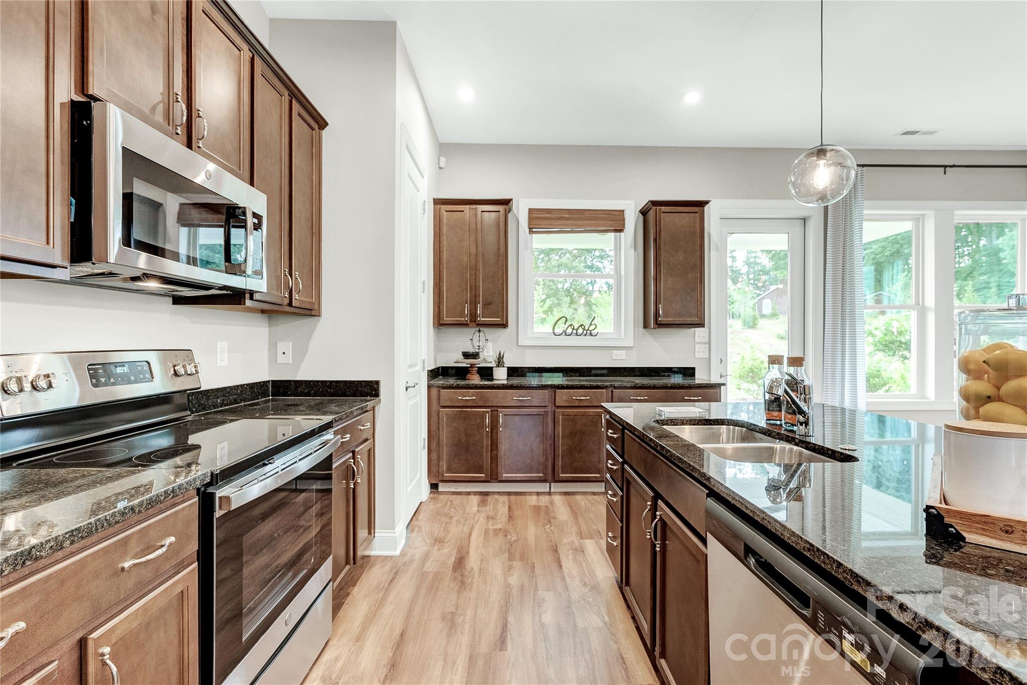 3031 Lake Como Drive