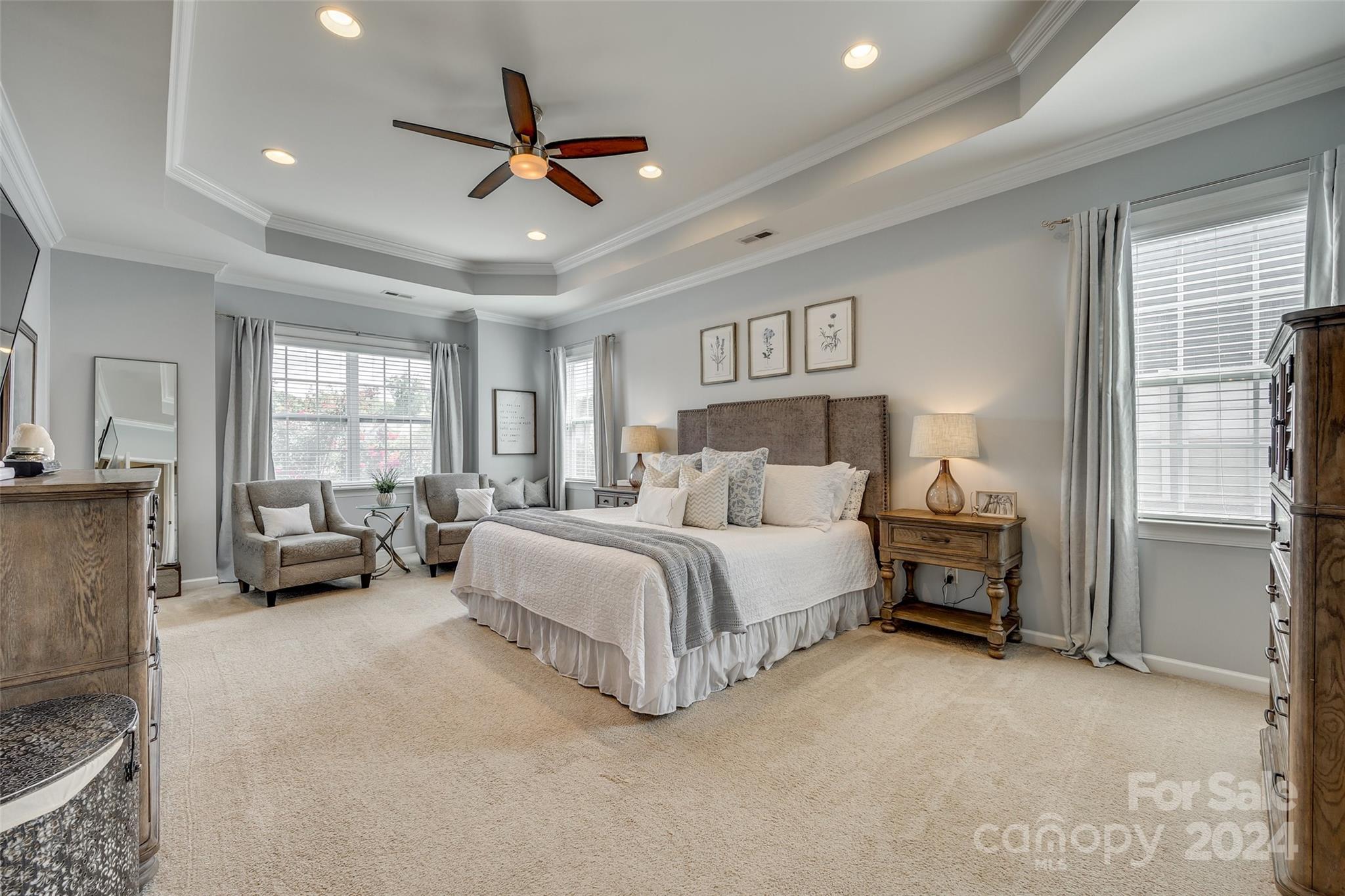 Hawks Creek - Residential