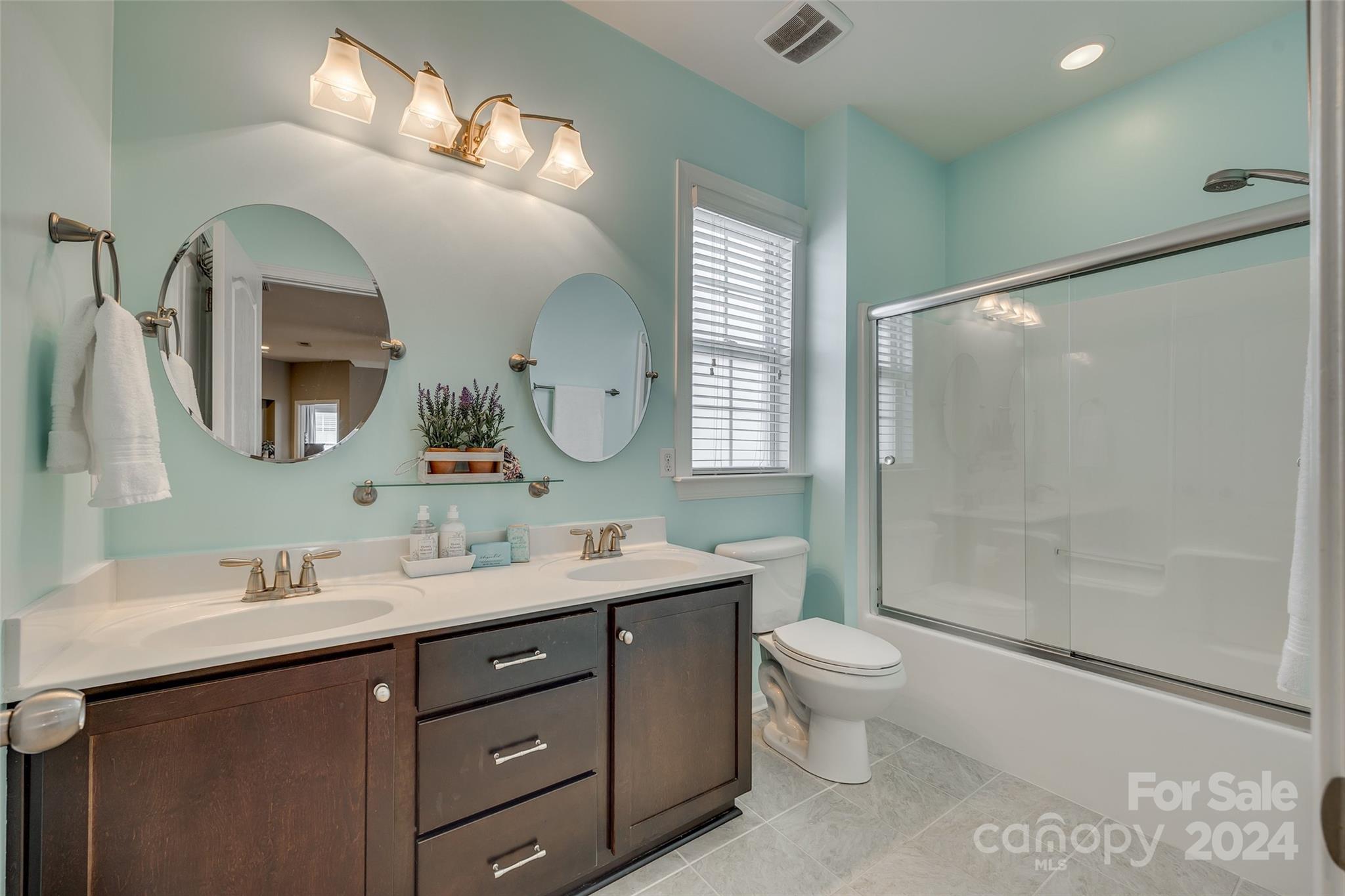 Hawks Creek - Residential