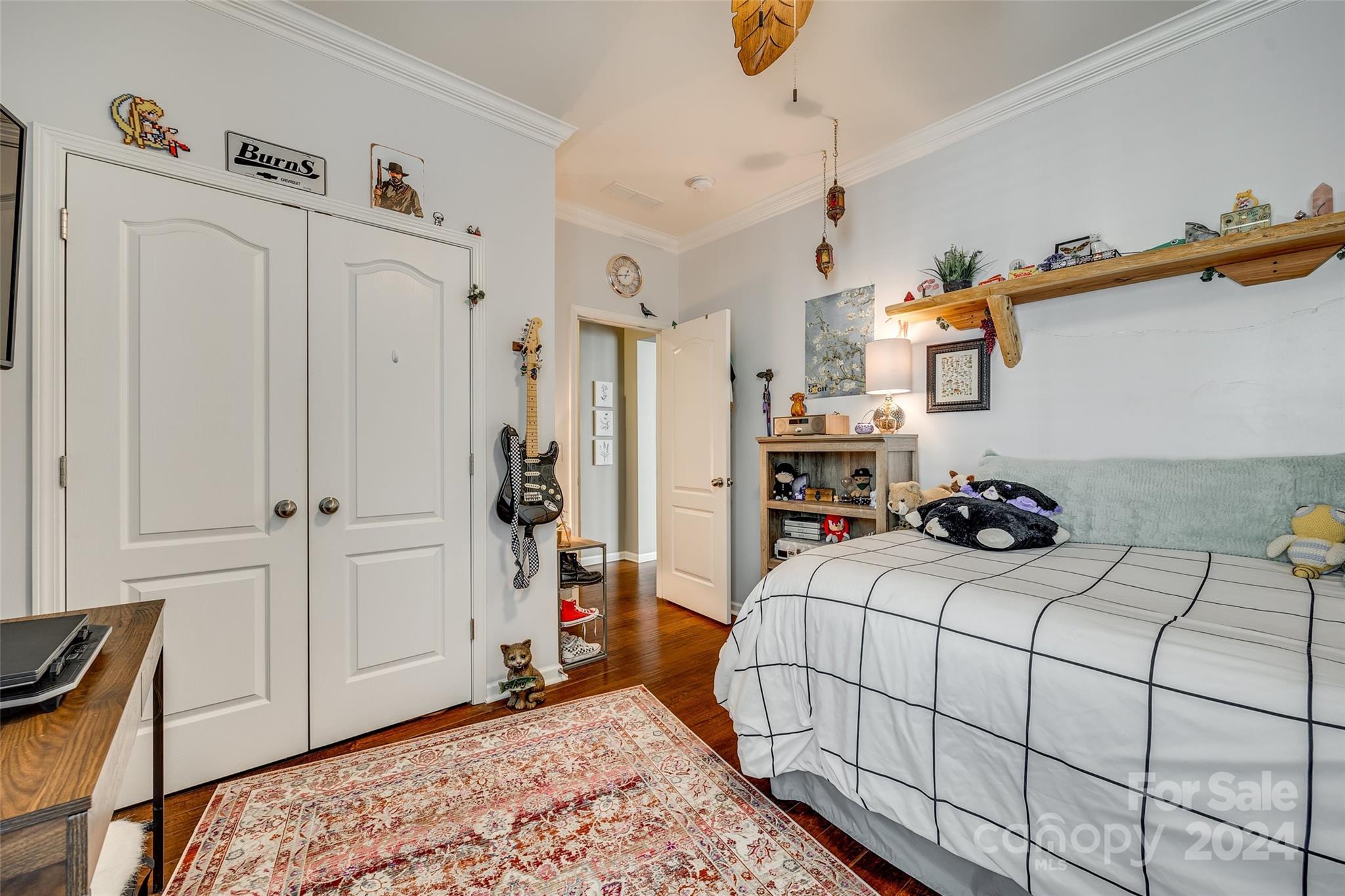 Hawks Creek - Residential