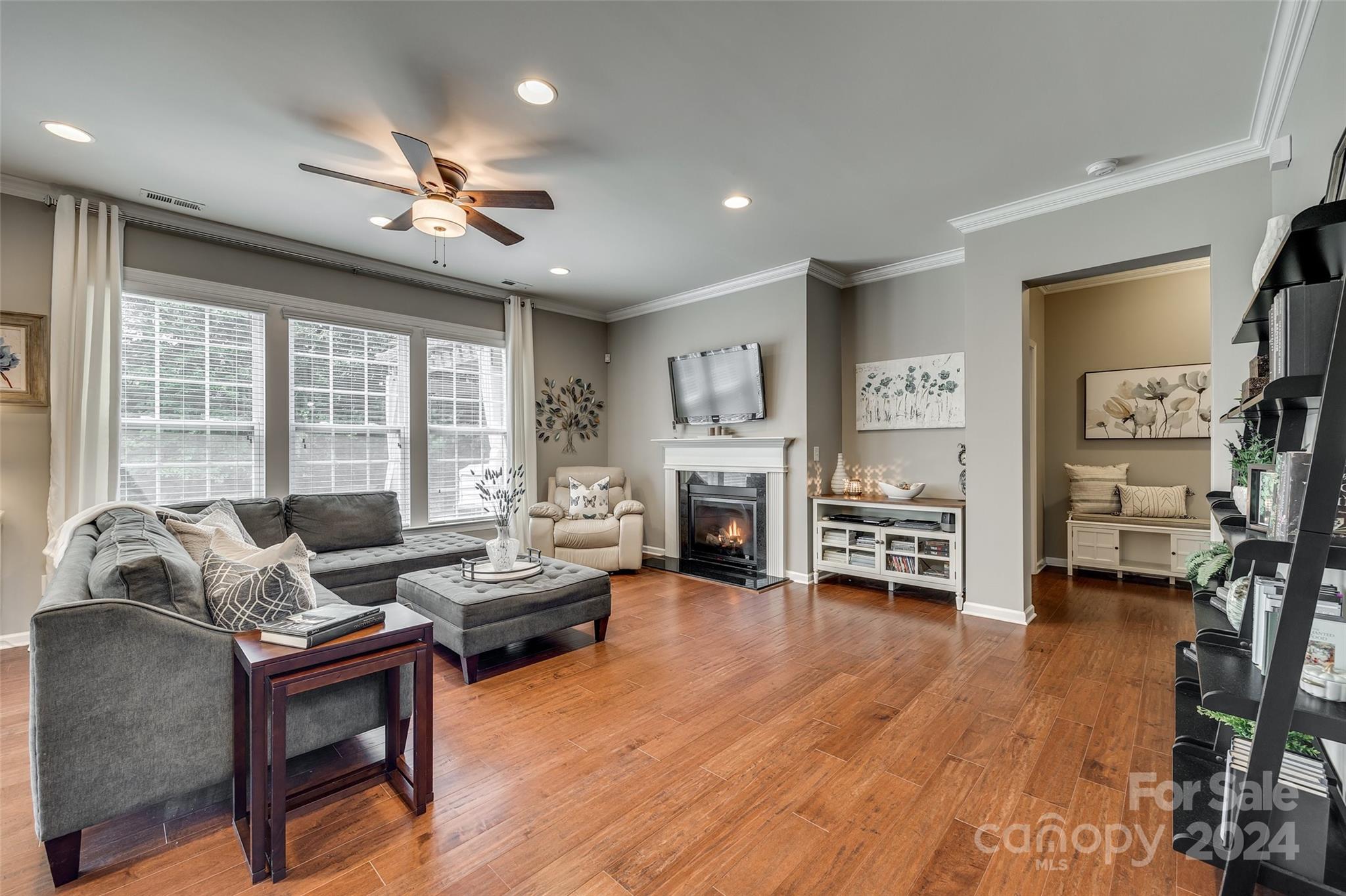 Hawks Creek - Residential