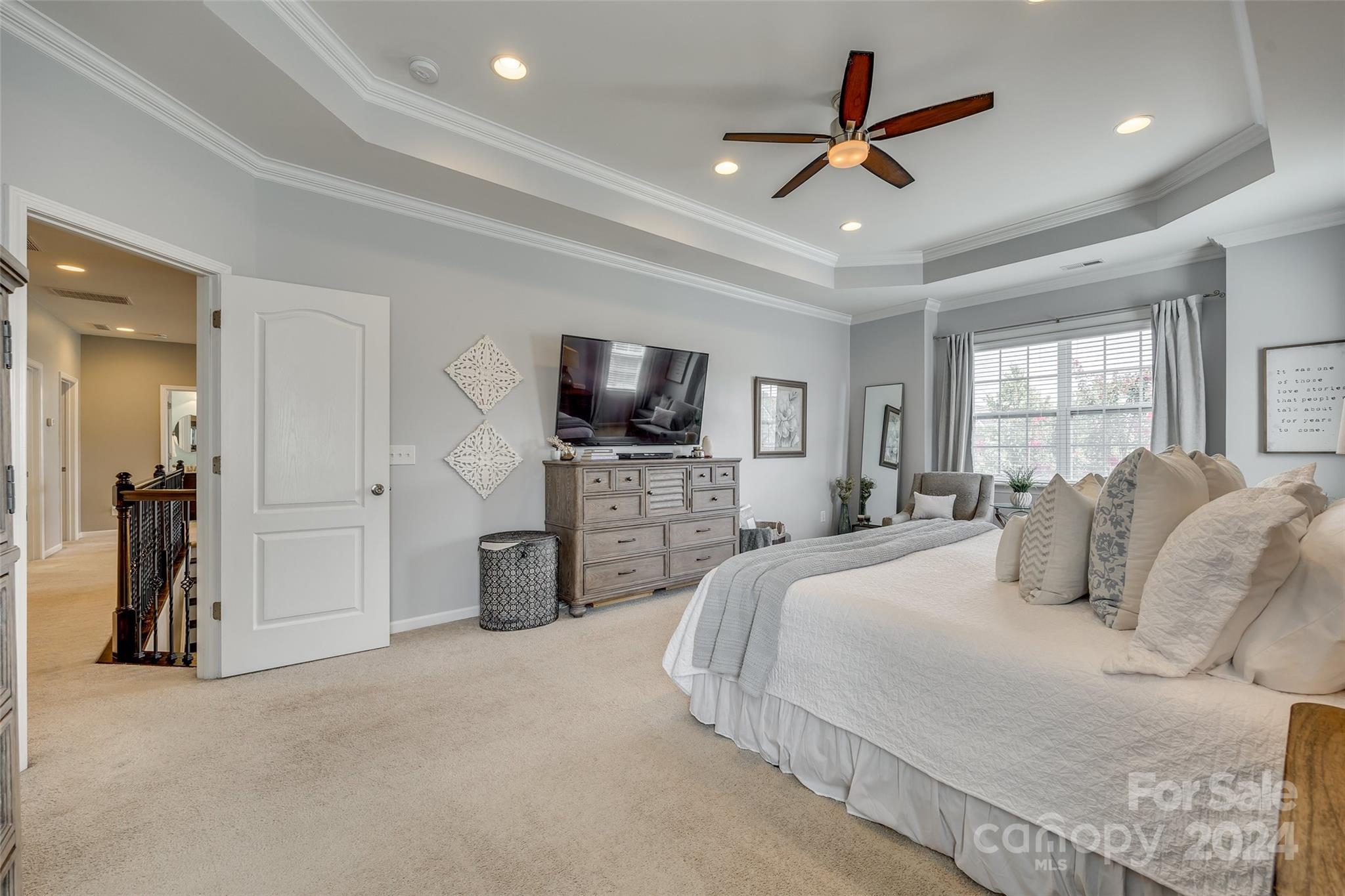 Hawks Creek - Residential