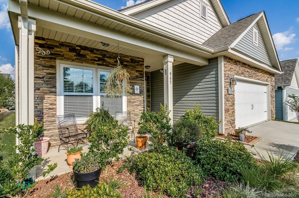 Newport Lakes - Residential