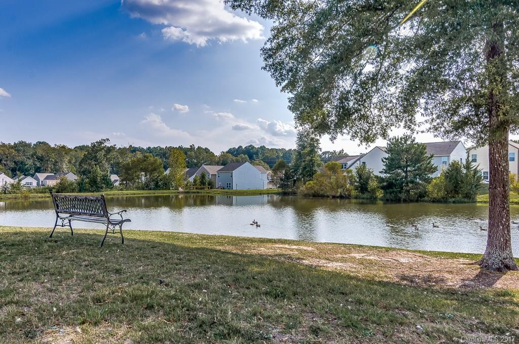 Newport Lakes - Residential