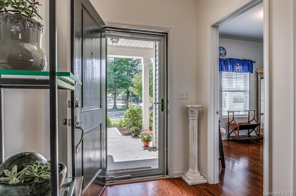 Newport Lakes - Residential