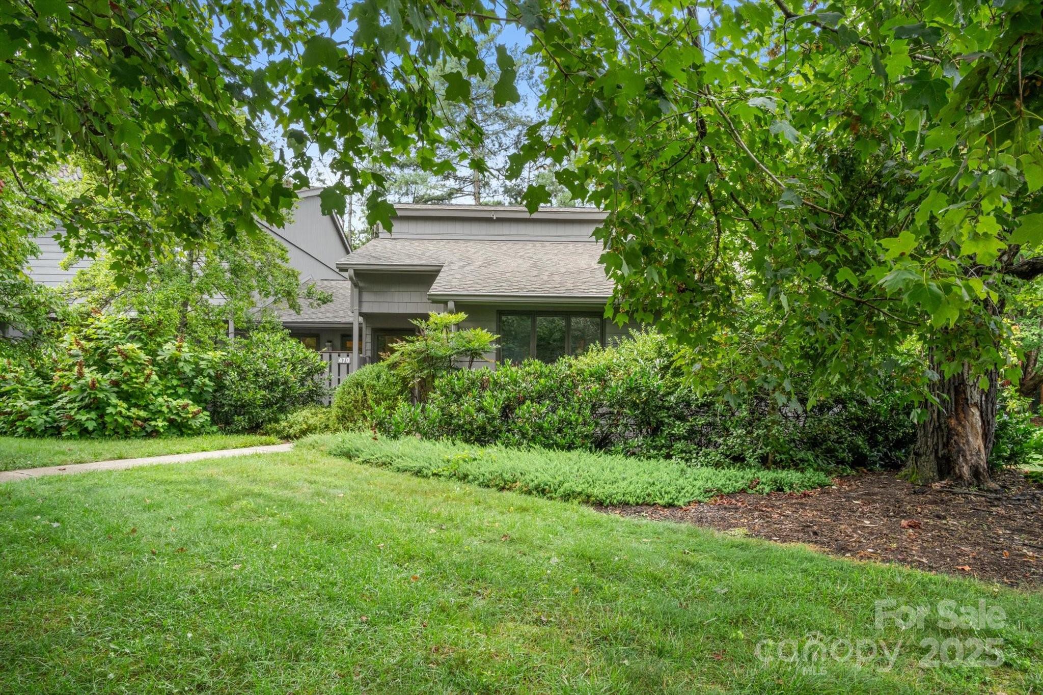470 Crowfields Drive 6