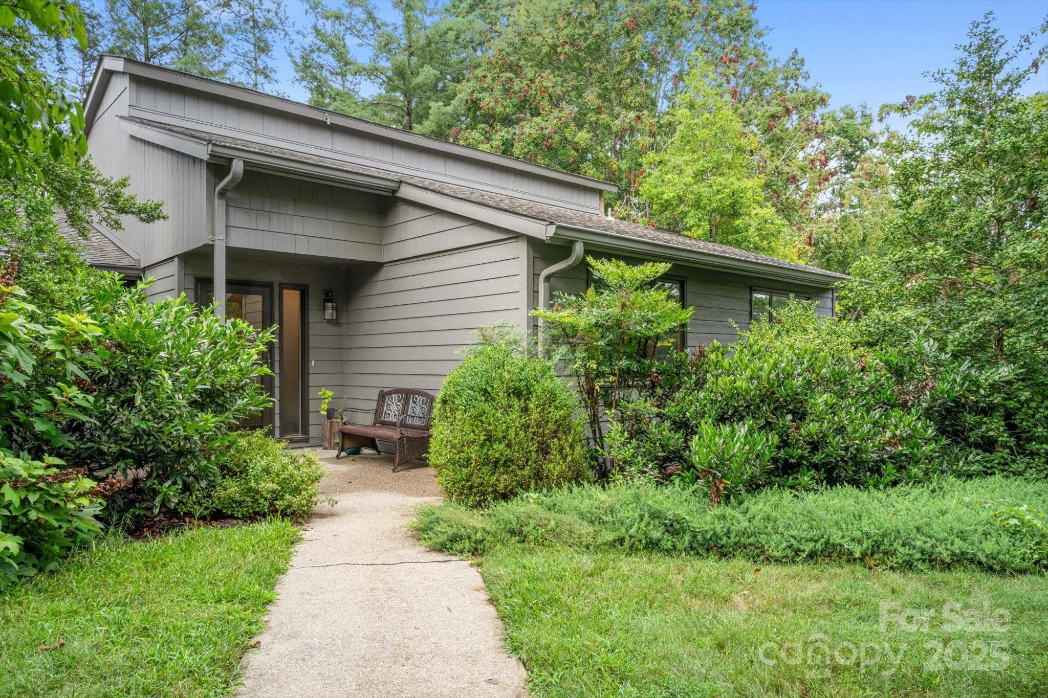 470 Crowfields Drive 6