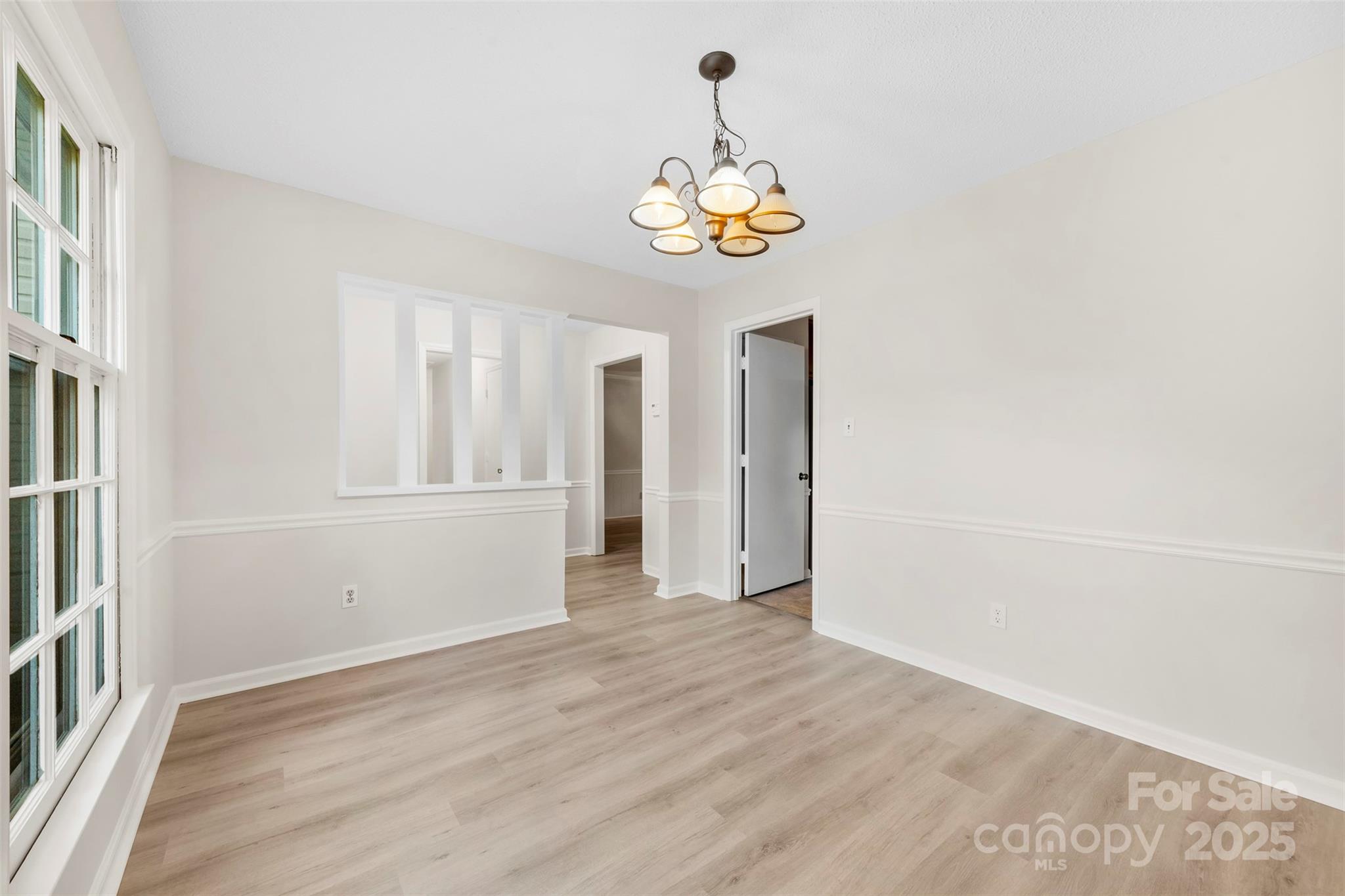 9640 Heartwood Lane