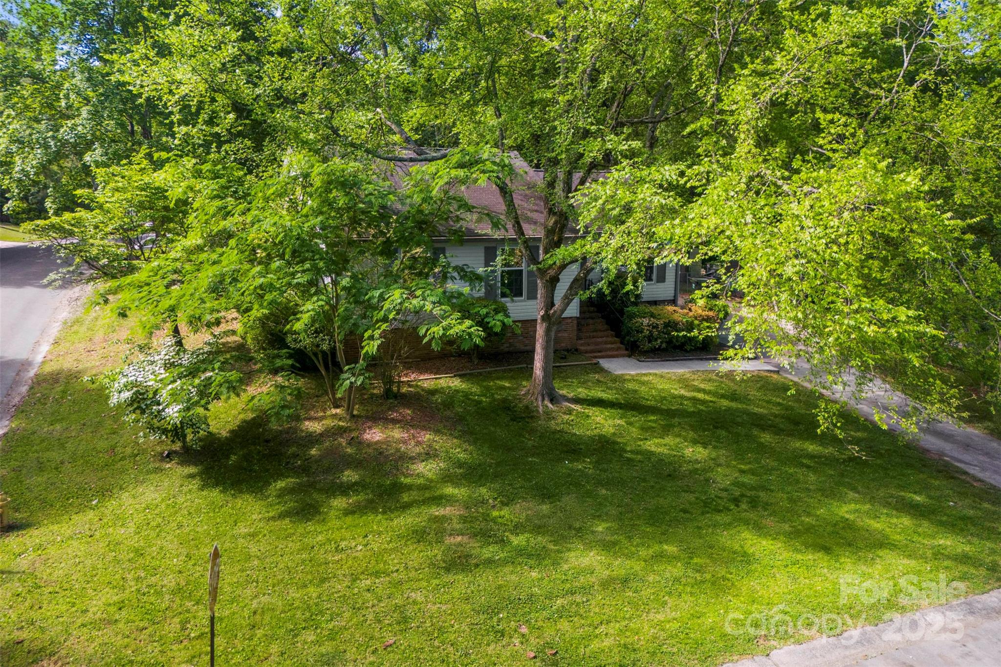 9640 Heartwood Lane