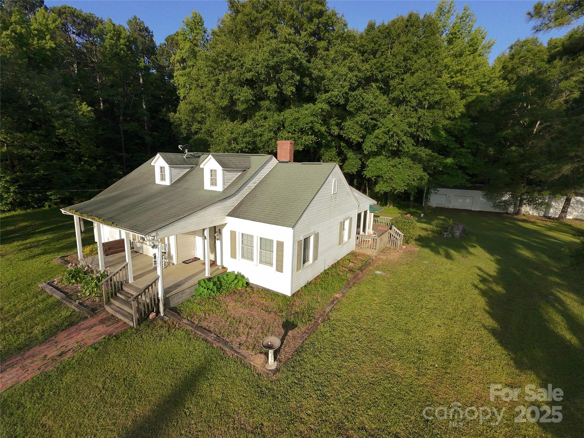 3390 & 3388 Hwy 151 Highway