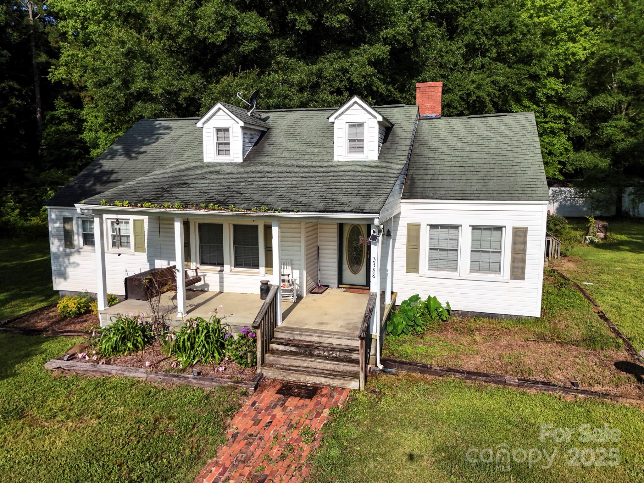 3390 & 3388 Hwy 151 Highway