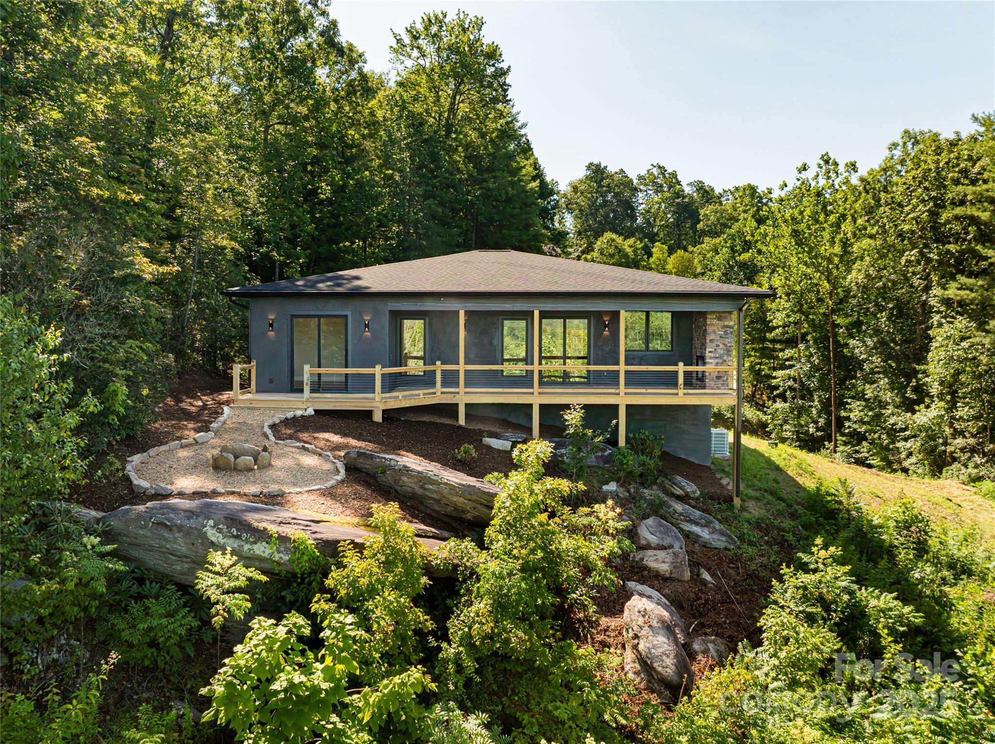129 Parkway View Drive
